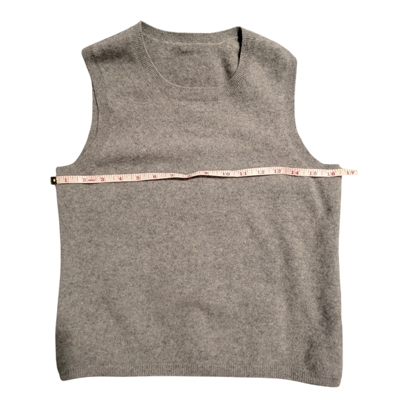 Grey 100% Cashmere Vest - Picture 5 of 5